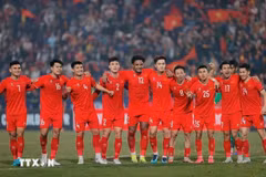 Le Vietnam gagne cinq places au dernier classement FIFA. Photo: VNA