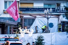 Le site de l’incendie survenu au bar Le Constellation. Photo: VNA