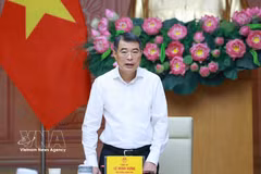 Le Premier ministre Le Minh Hung s'exprime. Photo : VNA