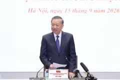 Le secrétaire général du Parti et président de la République, To Lam, lors de la rencontre des membres du Comité exécutif de l’Union des organisations d’amitié du Vietnam (UOAV) pour le 7e mandat (2026-2031). Photo : VNA