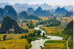 Les paysages naturels préservés et paisibles du Vietnam comptent parmi les principaux attraits pour les touristes internationaux. Photo d’illustration : CTV/Vietnam+