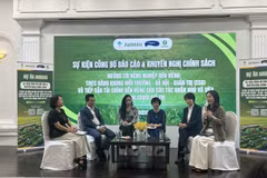 Des experts échangent leurs points de vue lors du séminaire multipartite intitulé « Promouvoir l’accès au financement vert pour les entreprises agricoles pratiquant les critères ESG ». Photo : VNA