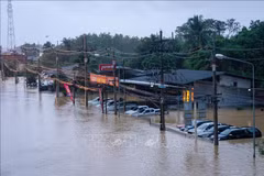Inondations à Hat Yai, dans la province de Songkhla, en Thaïlande, après de fortes pluies. Photo: Xinhua/VNA