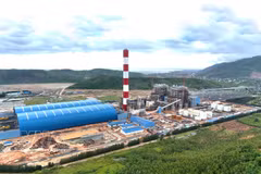Projet majeur du plan de développement énergétique du Vietnam, le projet de la centrale thermique de Quang Trach 1 devrait jouer un rôle crucial dans la garantie de la sécurité énergétique nationale. Photo : VNA
