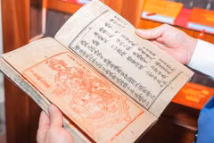 Phát hành bộ sách "Cổ kim truyền lục"