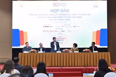 Lors de la conférence de presse pour présenter le programme « Semaine nationale du commerce électronique et Journée d’achat en ligne du Vietnam – Online Friday 2025 ». Photo : VNA