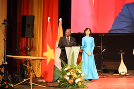 Évariste Koffi Yapi, secrétaire général du ministère des Affaires étrangères, de l'Intégration africaine et des Ivoiriens de l'extérieur et représentant officiel du gouvernement de la République de Côte d'Ivoire à la célébration. Photo : VNA