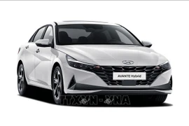 Hyundai a dévoilé la nouvelle Avante hybride à Séoul, le 13 août 2020. Photo : YONHAP/VNA