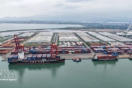 Le port international de Chu Lai est un centre logistique important dans la région des Hauts Plateaux du Centre. Photo : VNA 