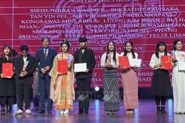 Cérémonie de remise des prix du concours de création vidéo. Photo: VNA