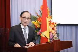 Lê Hoai Trung, membre du Bureau politique et ministre vietnamien des Affaires étrangères. Photo : baoquocte.vn