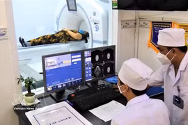 Les examens de santé gratuits sont destinés à l’ensemble des personnes résidant effectivement à Hô Chi Minh-Ville. Photo : VNA