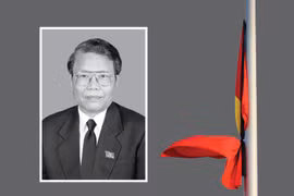 Les hommages, la cérémonie de commémoration et d’inhumation de Tran Duc Luong