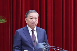 Le secrétaire général du Parti Tô Lâm s'exprime lors du 12e plénum du Comité central du Parti communiste du Vietnam. Photo: VNA