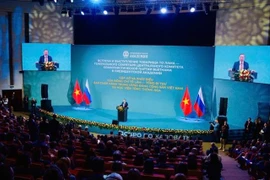 le secrétaire général du Parti communiste du Vietnam (PCV) Tô Lâm prononce un discours à la RANEPA. Photo: VNA