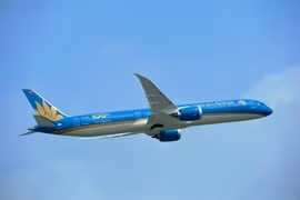 La compagnie aérienne nationale (Vietnam Airlines) lancera le 30 mars la ligne aérienne directe de Ho Chi Minh-Ville (Vietnam) à Pékin (en Chine), via l'aéroport international de Pékin-Daxing (PKX), le plus grand aéroport du monde. Photo : Vietnamplus