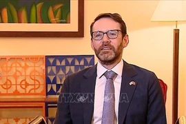 L’ambassadeur britannique à Hanoï, Iain Frew. Photo : VNA