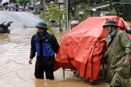 En raison du typhon Kajiki, la commune de Hôi Xuân, province de Thanh Hoa, a été inondée. Photo: VNA