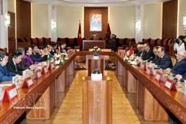 La présidente de l'Assemblée nationale, Nguyen Thi Kim Ngan, s'est entretenue avec le président de la Chambre marocaine, Habib El Malki, lors de sa visite officielle au Royaume du Maroc en 2019. Photo : VNA