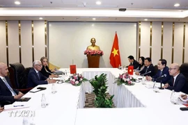 Le président de l'Assemblée nationale, Tran Thanh Man, reçoit le président de la Chambre des représentants du Maroc, Rachid Talbi El Alami, en janvier 2025. Photo : VNA