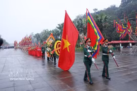 Le culte des rois Hung est une caractéristique culturelle unique et incarne la tradition vietnamienne de « boire de l’eau, se souvenir de la source », exprimant la gratitude des générations actuelles envers les ancêtres fondateurs de la nation. Photo : VNA