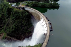 Nâm Chiên, plus grand barrage voûte du pays