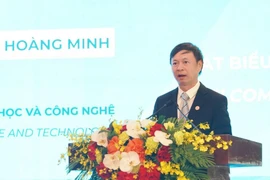Le vice-ministre des Sciences et des Technologies, Hoang Minh, s'exprime lors de l'événement. Photo : internet