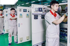 La société par actions de fabrication de machines Autotech Vietnam (commune de Dai Dong) innove continuellement en matière de technologie et applique la transformation numérique pour réaliser des services de fabrication de machines. Photo : https://baobacninhtv.vn/