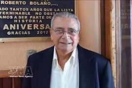 Le politologue cubain Luis Manuel Arce Isaac. Photo : VNA