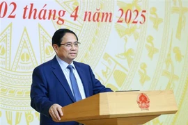 Le Premier ministre Pham Minh Chinh, chef du Comité de pilotage pour l'élaboration du projet de développement du secteur économique privé, a présidé la deuxième réunion dudit Comité de pilotage tenue dans l'après-midi du 2 avril à Hanoï. Photo : VNA