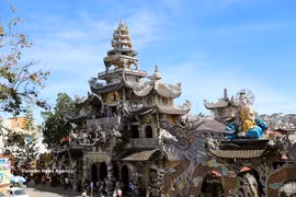 La pagode Linh Phuoc, une destination à ne pas manquer une fois venus à Da Lat. Photo : VNA