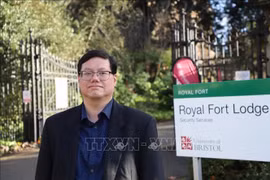 Le Dr Hô Quôc Tuân, maître de conférences senior à l’Université de Bristol. Photo : VNA