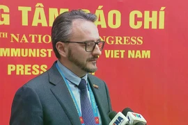 Mikhail Kostrikov, rédacteur en chef adjoint du journal Pravda et membre du Comité central du Parti communiste de la Fédération de Russie. Photo: VNA