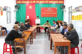 La réunion d'une section du Parti dans le village d'An Thanh, commune de Minh Long, province de Quang Ngai. Photo : VNA