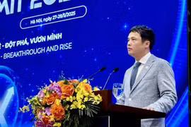 Nguyen Van Khoa, président de l'Association vietnamienne des logiciels et des services informatiques (VINASA) s'exprime lors de l'événement. Photo : VNA