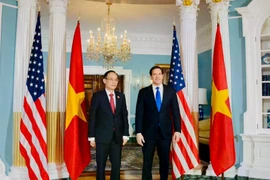 Le ministre des Affaires étrangères du Vietnam Le Hoai Trung et le secrétaire d'État américain Marco Rubio (droite). Photo: ministère des Affaires étrangères