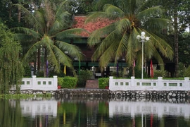 Le temple dédié au Président Hô Chi Minh est conçu sous la forme d’une fleur de lotus. Photo : VNA