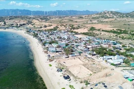 Le projet de centrale nucléaire 1 devrait être construit dans le village de Vinh Truong, commune de Phuoc Dinh, ancienne province de Ninh Thuan (aujourd'hui province de Khanh Hoa). Photo : VNA