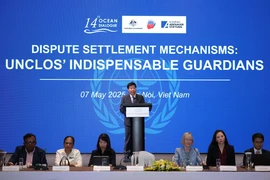 Le vice-ministre des Affaires étrangères, Dr. Nguyên Manh Cuong prend la parole. Photo: VNA