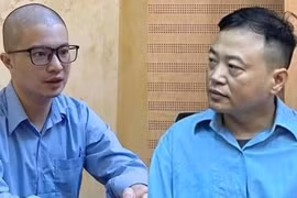 Mr Pips Pho Duc Nam (gauche) et Shark Nguyen Hoa Binh. Photo : congan.com.vn