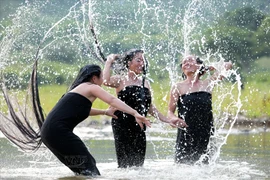 Au cœur des traditions du Nord-Ouest : la baignade rituelle dans les ruisseaux 