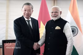 Dans le cadre de sa participation à la 79e session de l'Assemblée générale des Nations Unies et de sa visite de travail aux États-Unis, le secrétaire général et président To Lam (à gauche) a rencontré le Premier ministre indien Narendra Modi, le 23 septembre 2024 (heure locale) à New York. Photo : VNA