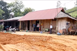Phu Tho vise à éliminer les logements précaires avant la fin de l'année. Photo : VNA