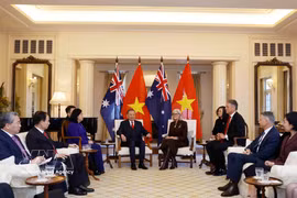 Le secrétaire général du Comité central du Parti communiste du Vietnam et président de la République, To Lam, a rencontré la gouverneure générale de l’Australie, Sam Mostyn, le 11 août à Canberra, après la cérémonie d’accueil officielle. Photo : VNA