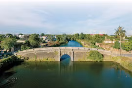 Rivière Ngu Ha. Photo : huengaynay.vn