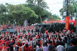 Avant la seconde répétition général du défilé de la Fête nationale du 25 août.Photo: VNA