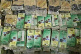 Le Vietnam démantèle un vaste réseau acheminant 1,2 tonne de drogue du Triangle d’Or. Photo : VNA