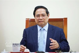 Le Premier ministre Pham Minh Chinh s’est entretenu par téléphone lundi soir, 9 mars, avec le président des Émirats arabes unis (EAU), Sheikh Mohammed bin Zayed Al-Nahyan. Photo : VNA