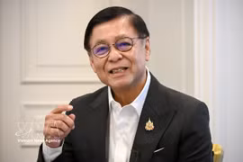 Le vice-Premier ministre et ministre thaïlandais des Affaires étrangères, Sihasak Phuangketkeow. Photo : VNA