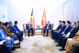 Le Premier ministre vietnamien Lê Minh Hung rencontre son homologue timorais Xanana Gusmão en marge du 48e Sommet de l’ASEAN à Cebu (Philippines), le 7 mai 2026. Photo : VNA